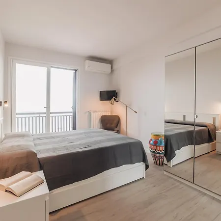Apartment Blue Marine *